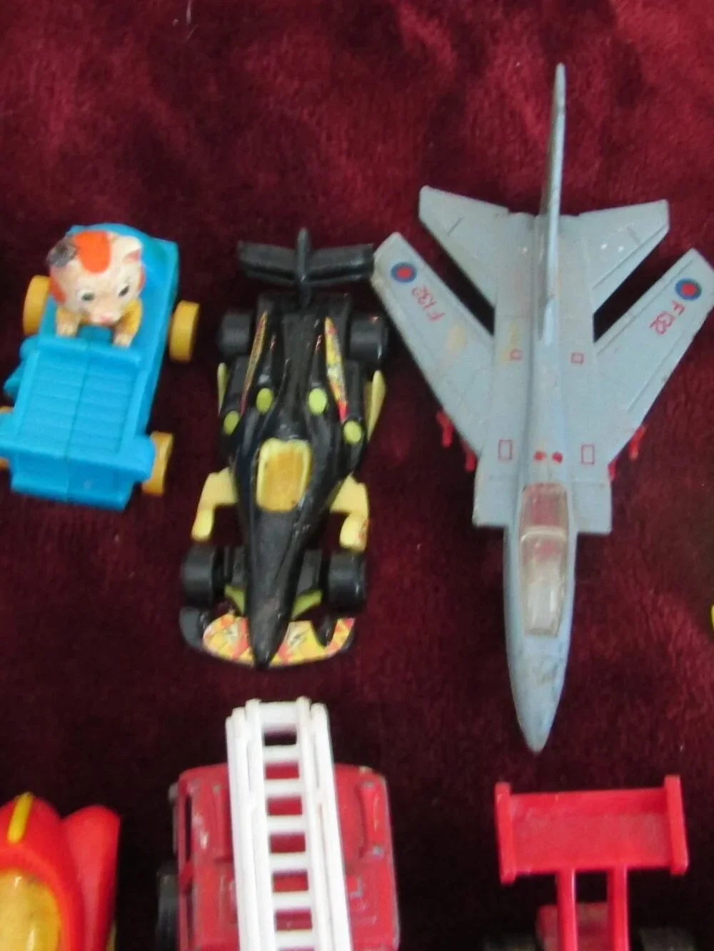 Lot 33 VINT Sand Cars & Trucks MATTEL HOT WHEELS LESNEY RACING CHAMPION 70s-90s